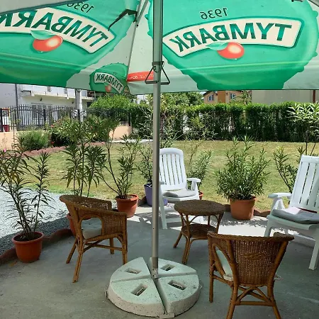 Casa Horia Гостевой дом Костинешти