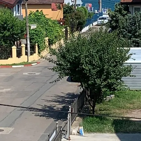 Casa Horia * Костинешти